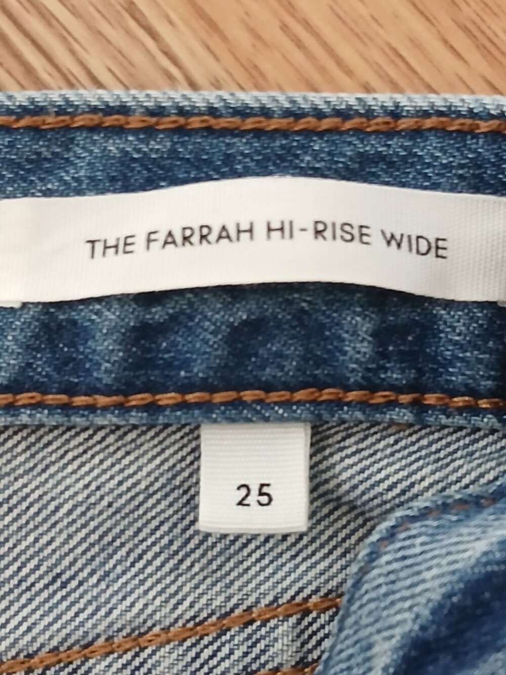 Aritzia Denim Forum The Farrah Hi-Rise Wide Cargo Jean Inseam 27" Size 25 - Picture 5 of 7